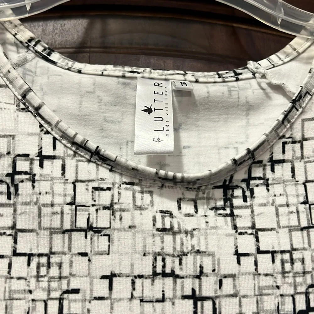 Tunic - Picture 4 of 7